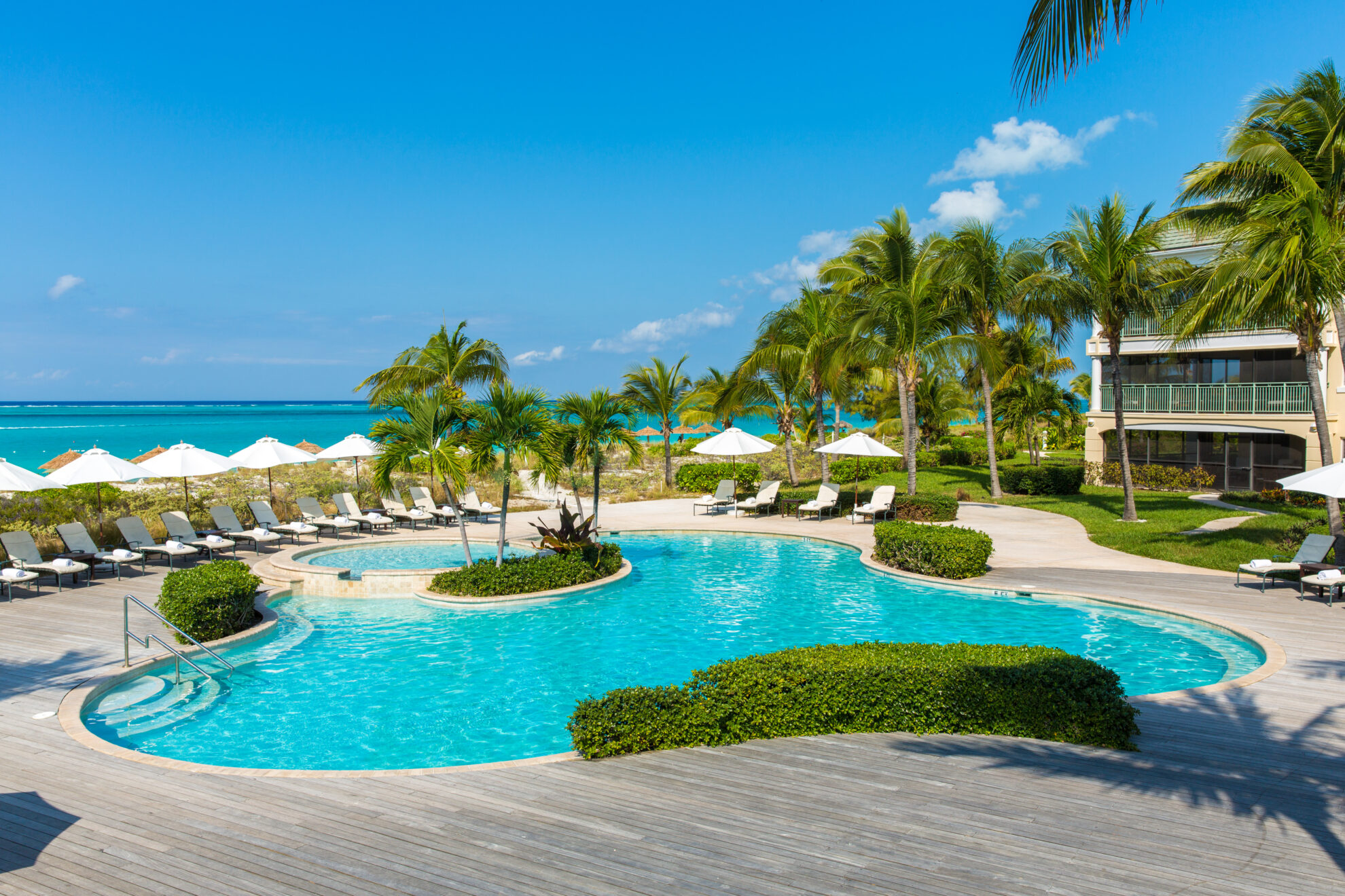 things-to-do-in-the-caribbean-splashdown-grand-turk-the-sands